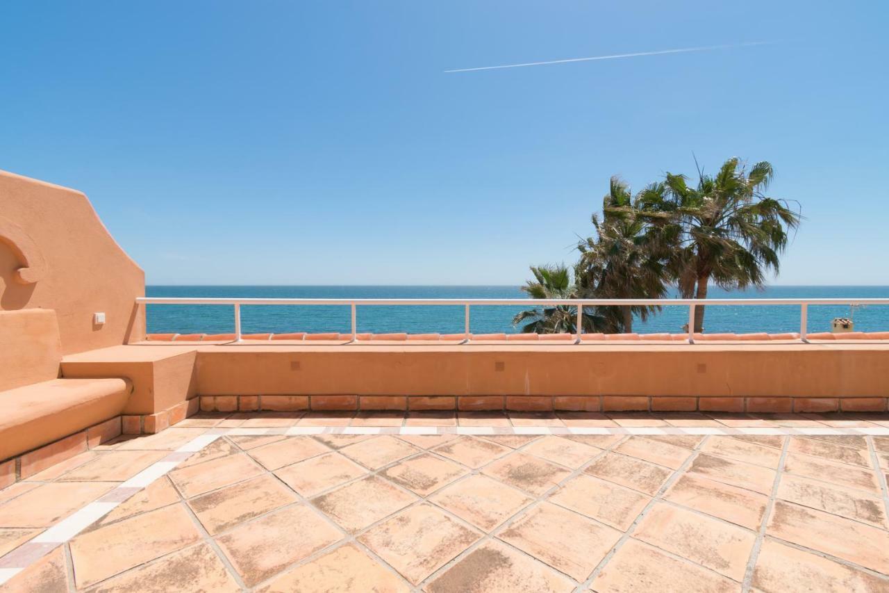 Вілла Urb Playa Azul 24 Естепона Екстер'єр фото